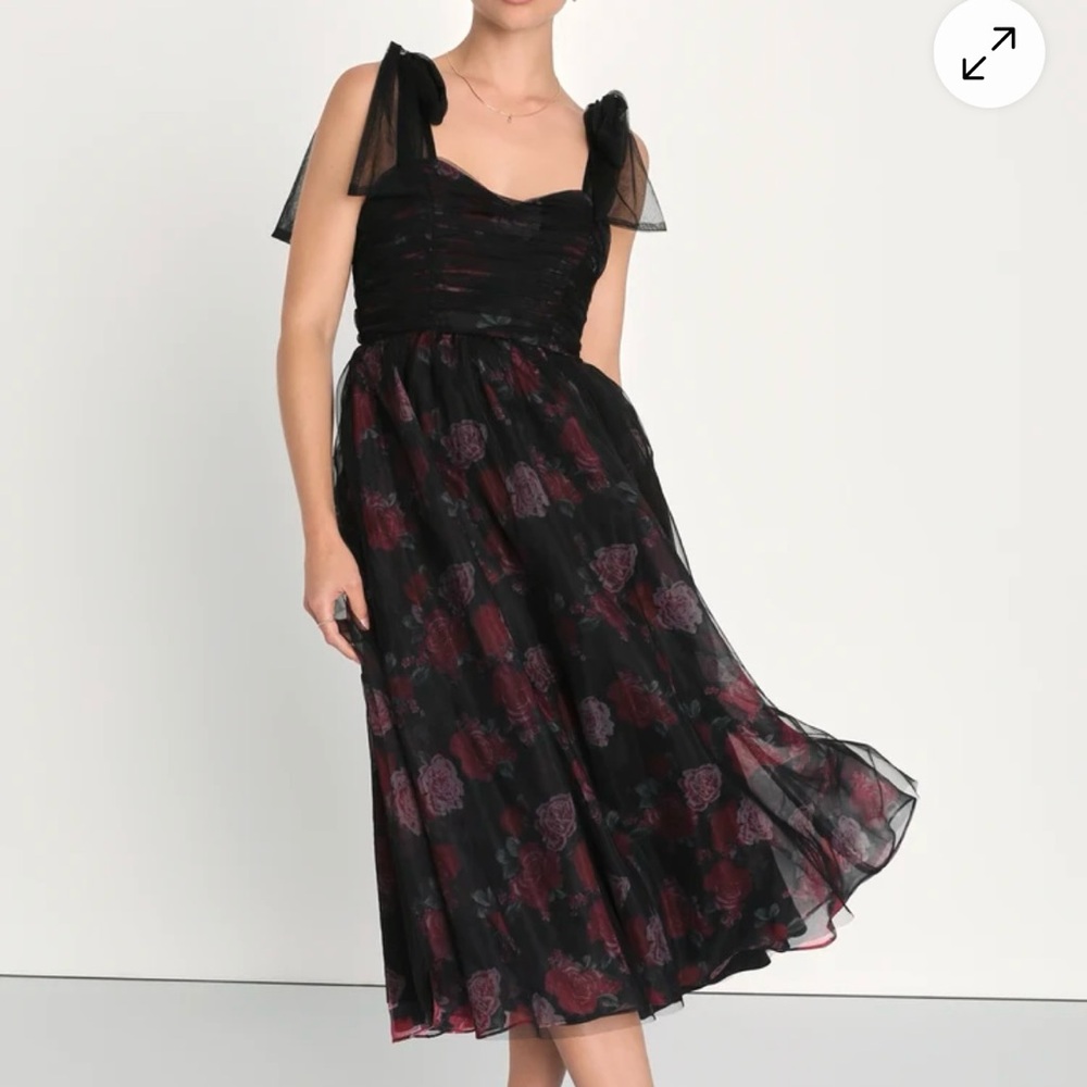 Lulu’s Elegant Black and Pink Floral Dress